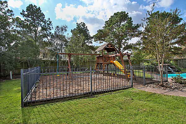 Pinecrest Forest homes for sale