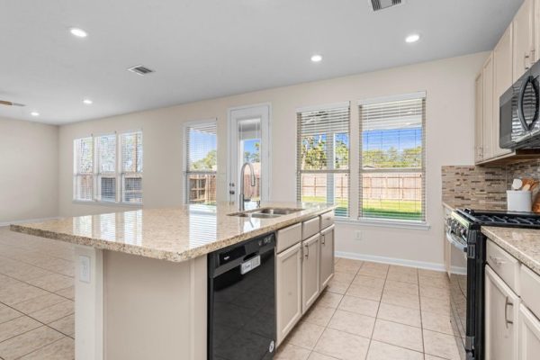 Houston TX homes for sale under $350k