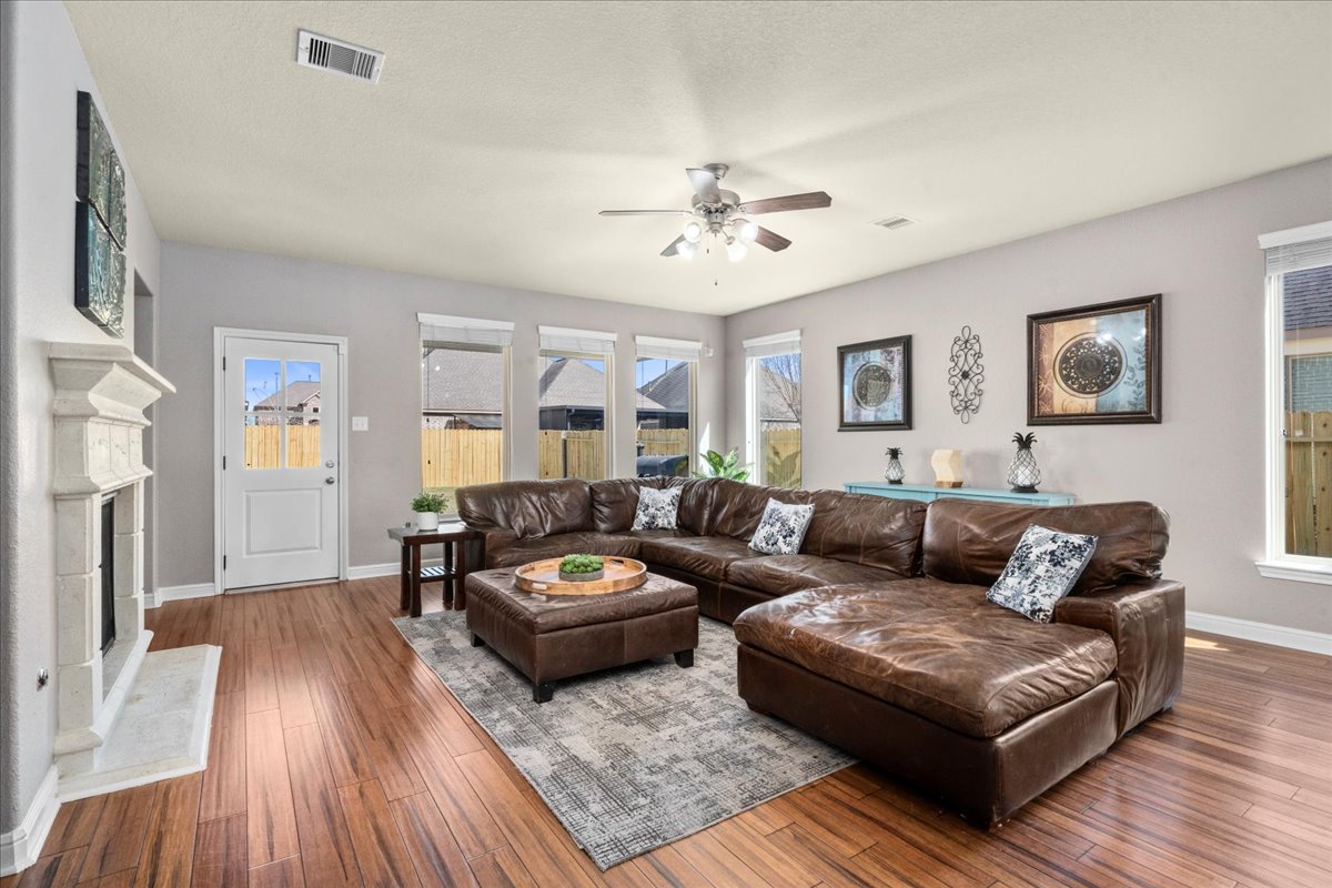 RARE 6 Bedrooms Home for Sale in Spring TX 77373 Near I-45, Hardy Toll ...