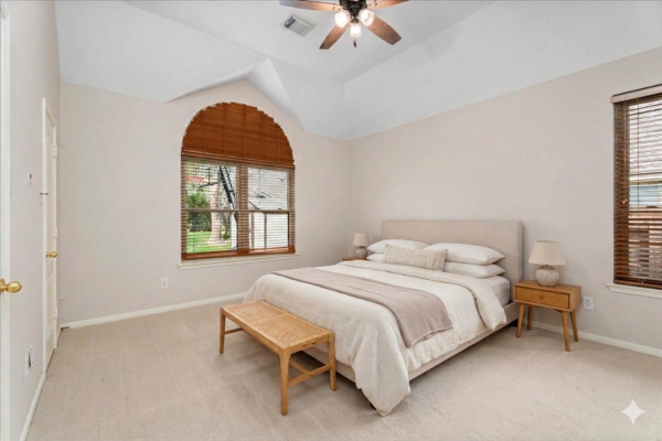 Spring Texas Homes for Sale 19703 Holly Walk - Devonshire Woods Spring Texas