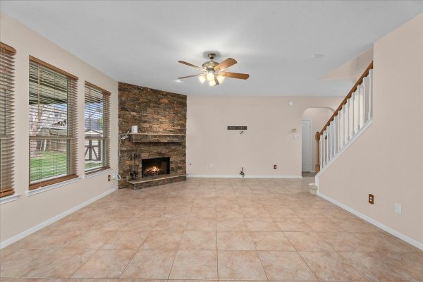 Spring Texas Homes for Sale. (4) 19703 Holly Walk - Devonshire Woods Spring Texas