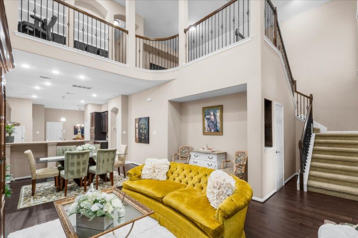 9107 Solvista Pass Lane, Houston, TX 77070