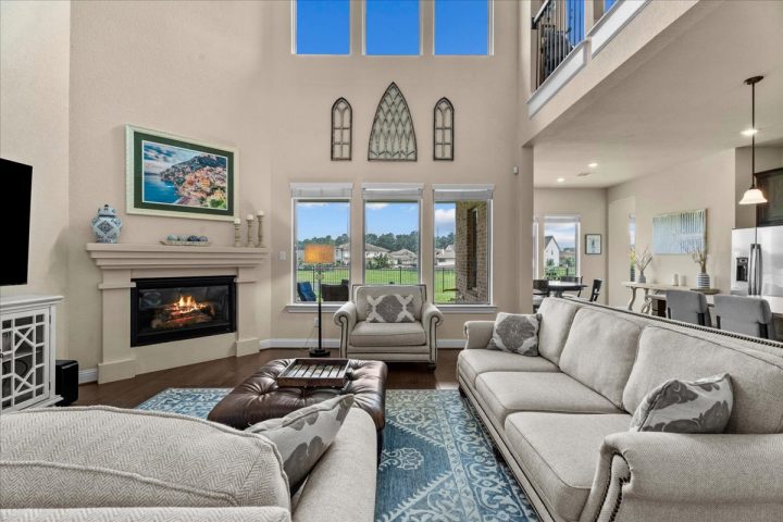 Spring, Texas Homes for Sale 77389 (34) homes in gated community with Lake Views Spring, Texas 77389
