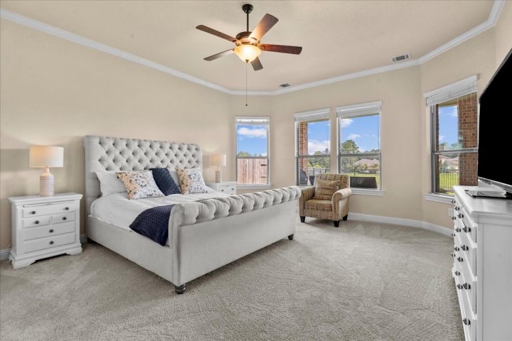Spring, Texas Homes for Sale 77389 (69) homes in gated community with Lake Views Spring, Texas 77389